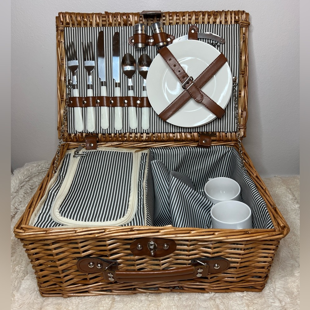 Rattan Wicker Picnic Basket